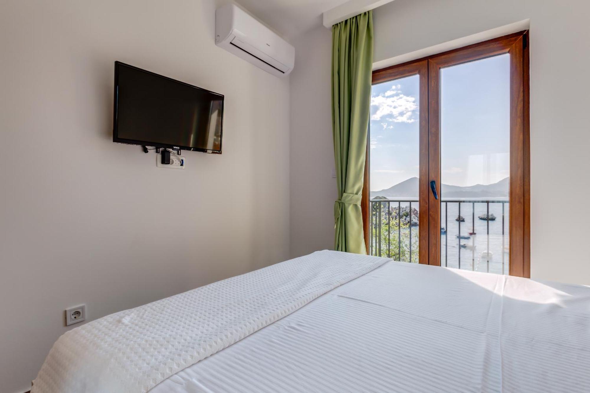Mima Apartments Sveti Stefan Exterior foto