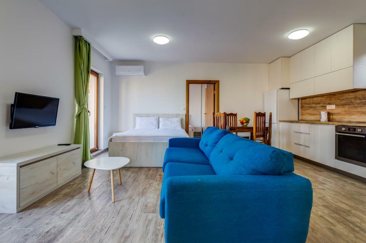 Mima Apartments Sveti Stefan Exterior foto